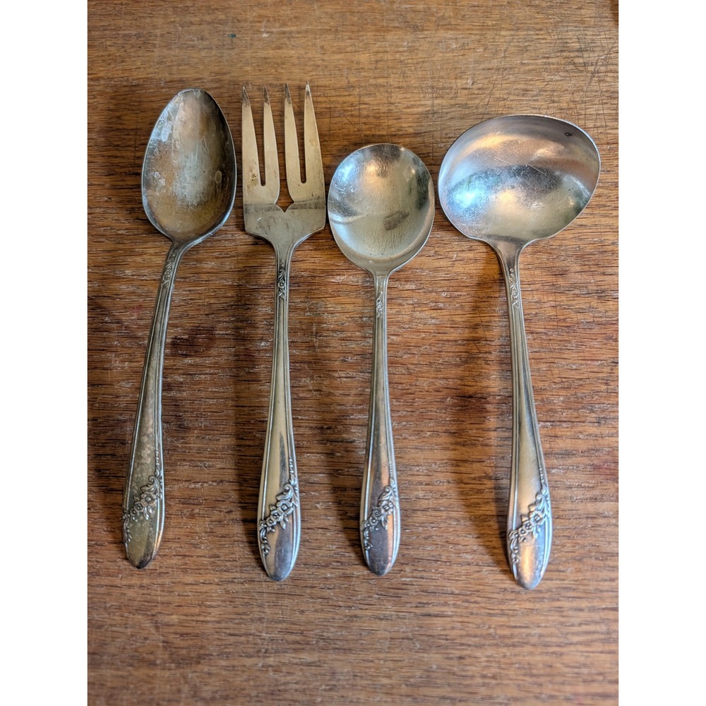 Oneida Community Tudor Plate Queen Bess II Silverware Set 4pc Floral Fork Spoons